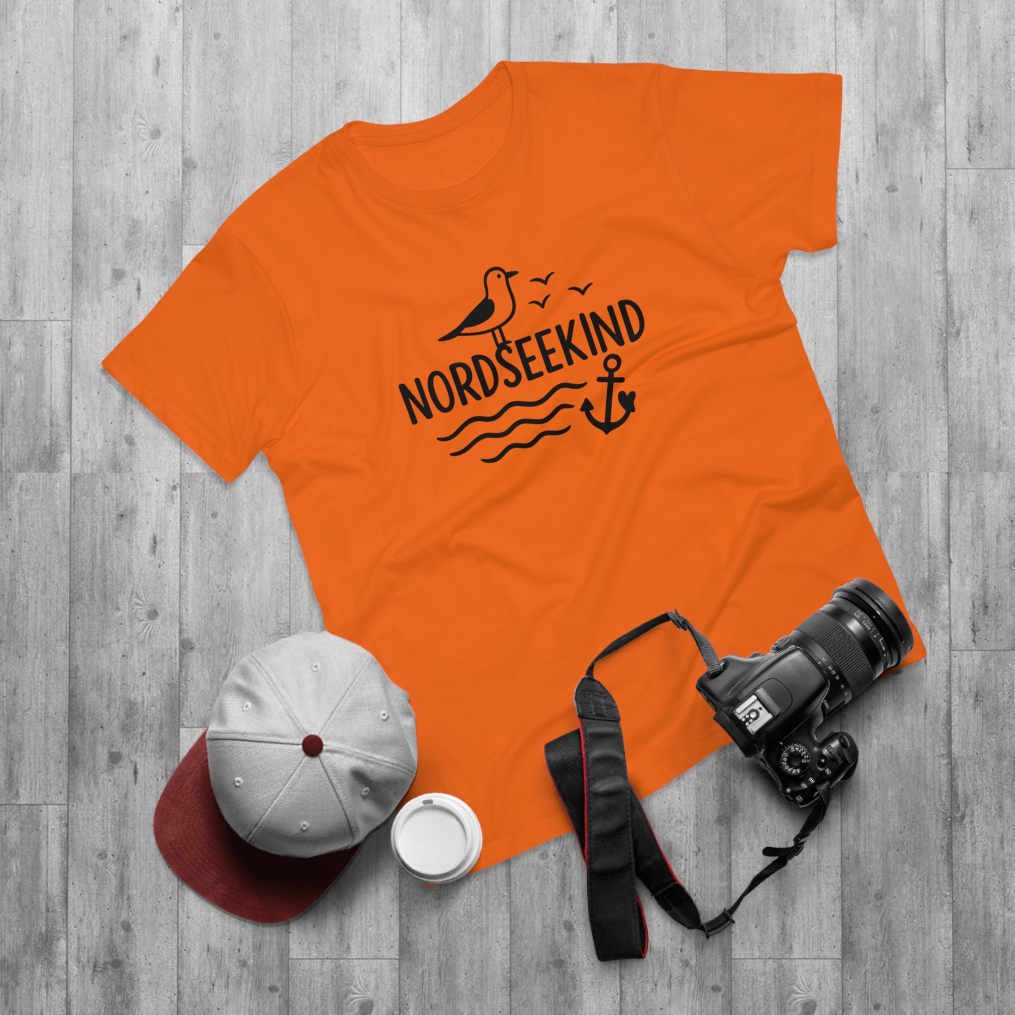 Nordseekind T-Shirt – Maritimes Shirt mit Möwe, Anker & Wellen – Geschenk für Nordsee Fans