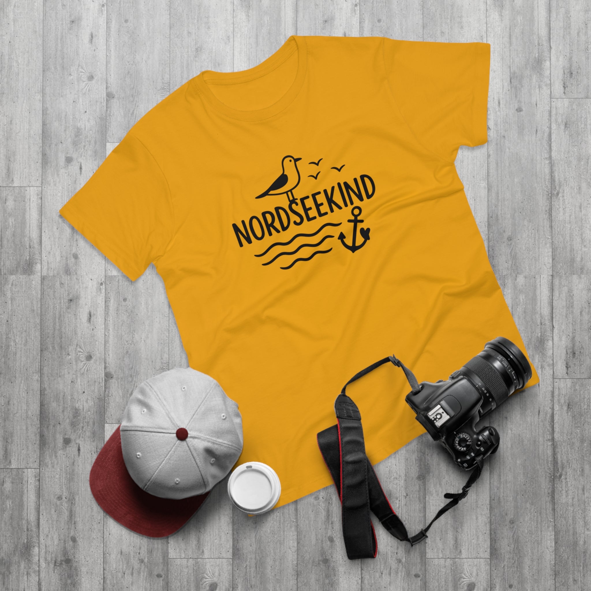 Nordseekind T-Shirt – Maritimes Shirt mit Möwe, Anker & Wellen – Geschenk für Nordsee Fans