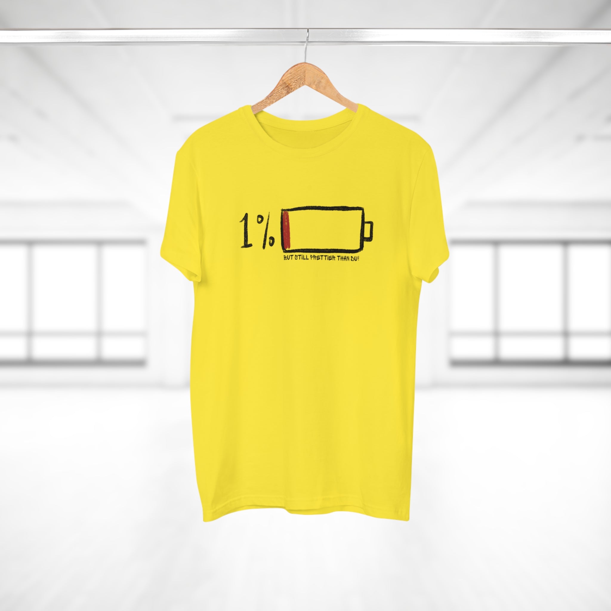 BATTERY LOW BUT STILL PRETTIER THAN DU - Lässiges Statement Shirt für müde Schönheiten – Frech, stylisch & selbstbewusst