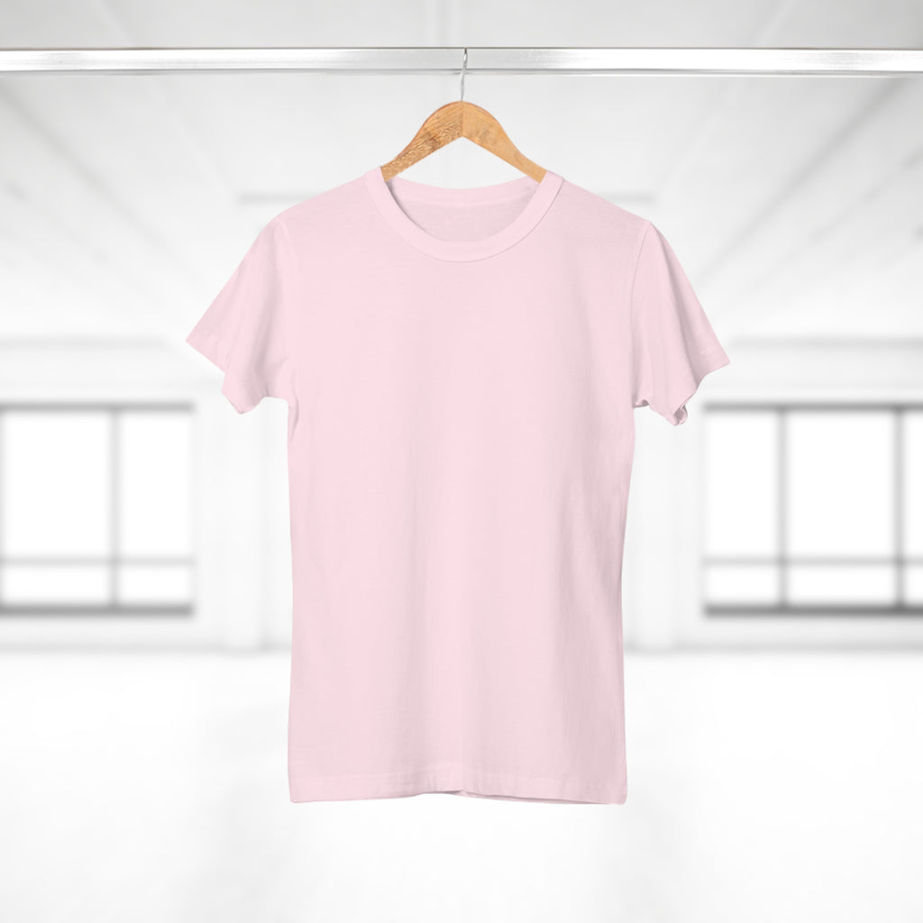 BACK PRINT: HOTTER - Wilde Vibes & coole Prints – Frauen T-Shirt, das dein Outfit rockt!